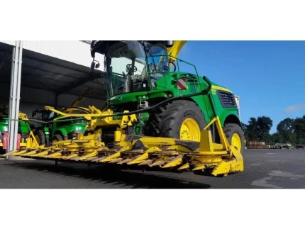 John Deere 9700