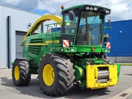 John Deere 7550