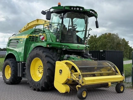 John Deere 8400I HAKSELAAR