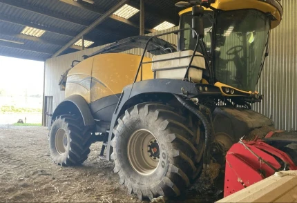 New Holland FR 550