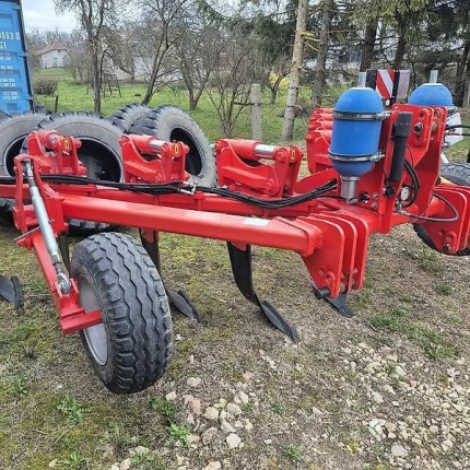 Décompacteur - 1 807 H - 2023