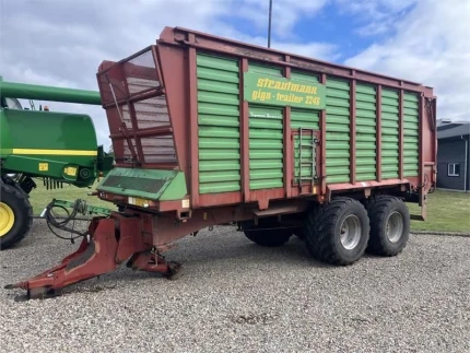 Strautmann GIGA-TRAILER 2246