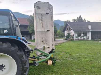 Krone EASY CUT AM 283 S HECKSCHEIBENMäHWERK