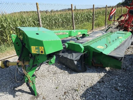 John Deere 331