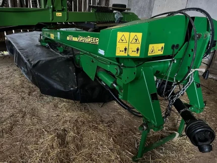 John Deere 331