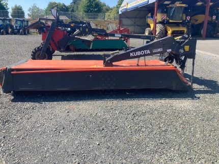 Kubota DM 3340