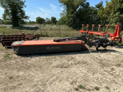 Kubota FAUCHEUSE DM 3040