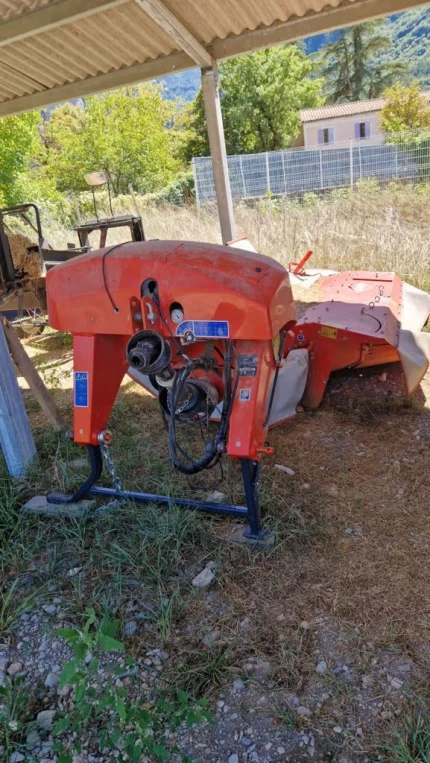 Kuhn FC 284