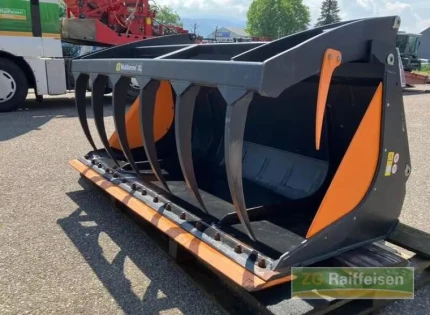 Manitou /QUICKE MULTIBENNE XL 230