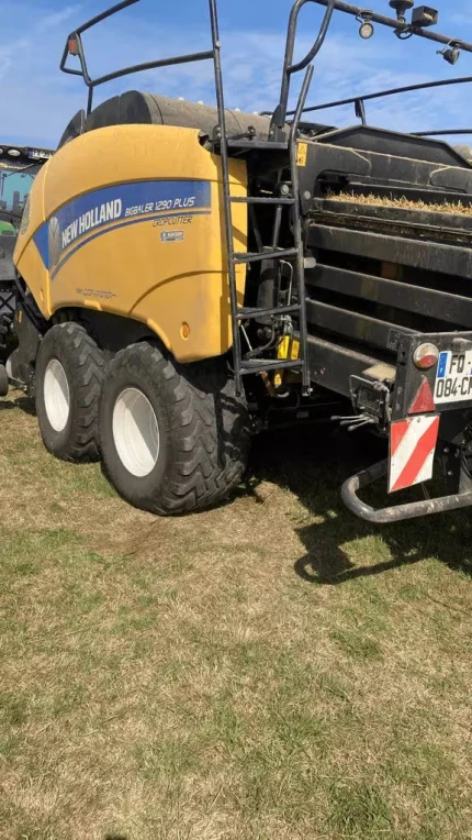 New Holland 1290 PLUS CROPCUTTER