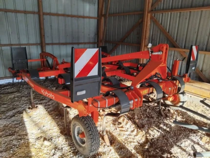 Kubota CU 1300