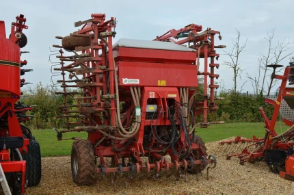 Kverneland TS EVO 6000 TINE DRILL 6M