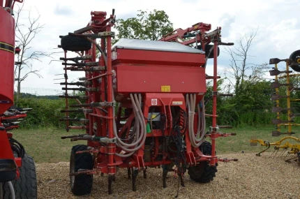 Kverneland TS EVO 6000 TINE DRILL 6M