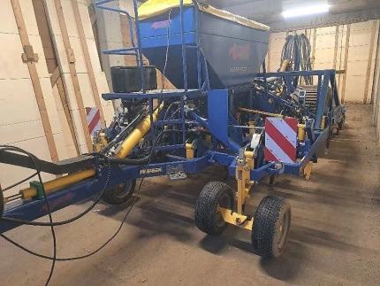 Treffler TG 300.1 + LEMKEN SäSCHIENE