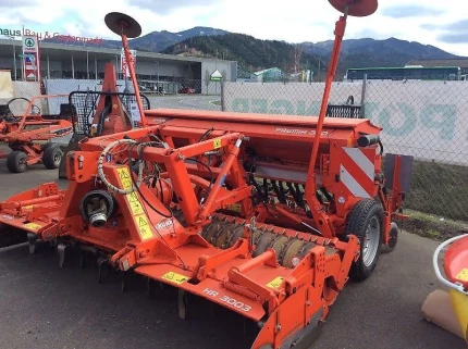 Kuhn HR 3003 + PREMIA 300