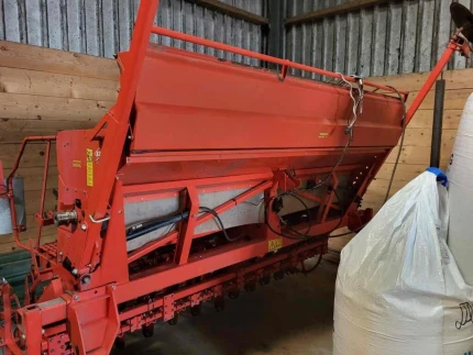 Kuhn INTEGRA