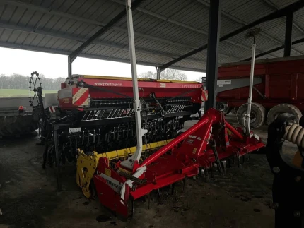 Pottinger LION 402 + VITASEM 4