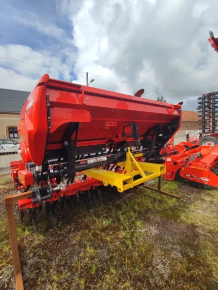 Kuhn SITERA 3030