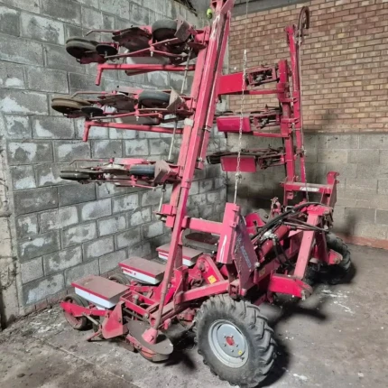 Accord MONOPILL S 12 ROW HYD FOLDING SUGAR BEET DRILL