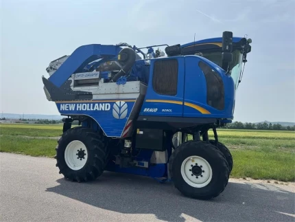 New Holland 9090L