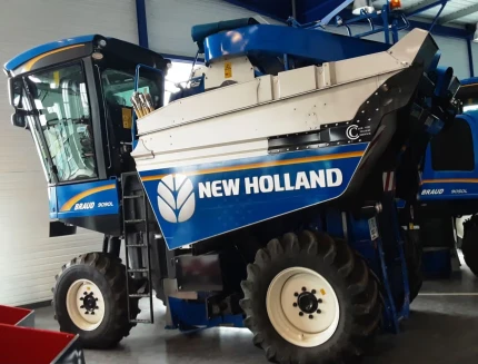 New Holland 9090L
