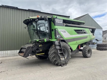Deutz-Fahr C9206 T5B C/W 25FT BISO HEADER **LOW HOURS