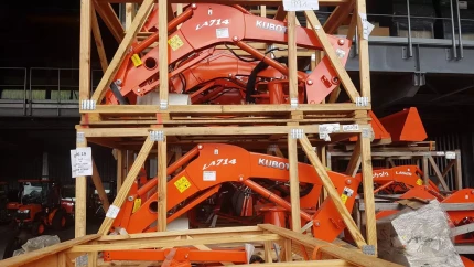 Kubota L2421
