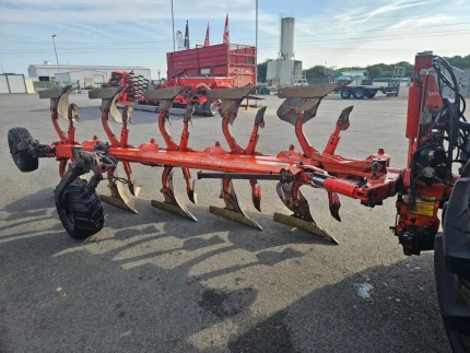 Kuhn VARIMASTER 151 NSH