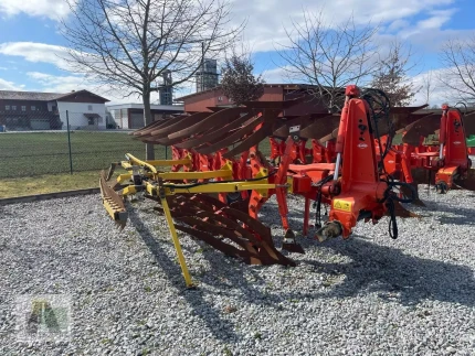 Kuhn VARI-MASTER 153 MIT SCHOLLENCRACKER
