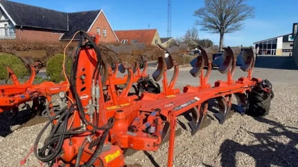 Kuhn VARI-MASTER 153
