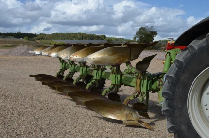 Dowdeswell DP145 PLOUGH 6-FURROWS