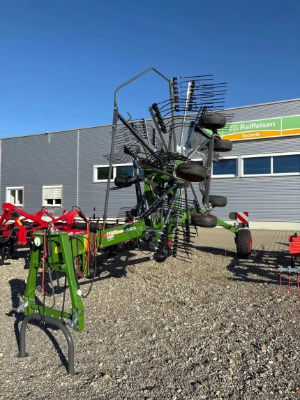 Fendt FORMER 1452
