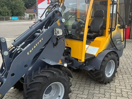 Eurotrac W12