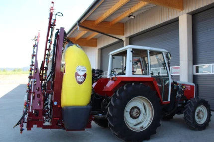 Pulvérisateur automoteur