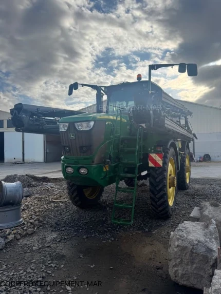 John Deere R4050I