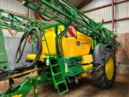 John Deere M740 TRAILERSPRøJTE