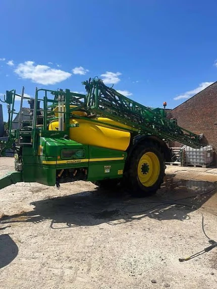 John Deere R952I