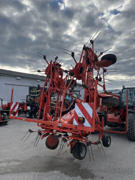 Kuhn GF 8702