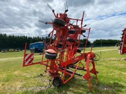 Kuhn GF 8702