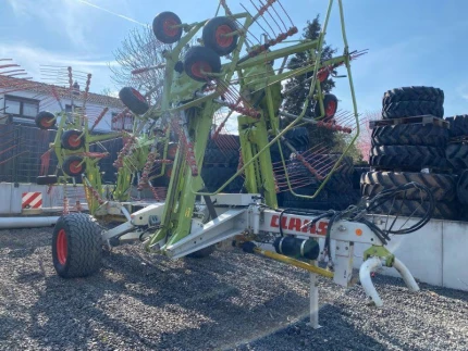 Claas LINER 3000