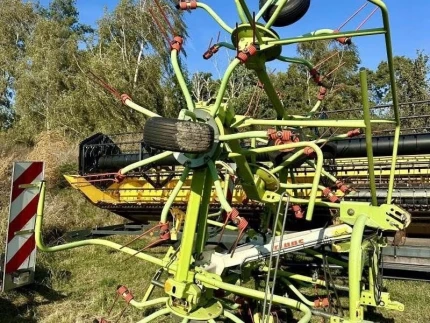 Claas VOLTO 770