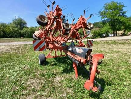 Kuhn GF 8702T