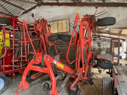 Kuhn GF 7702