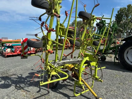Claas VOLTO 870