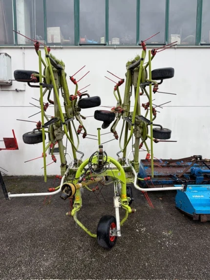 Claas VOLTO 900
