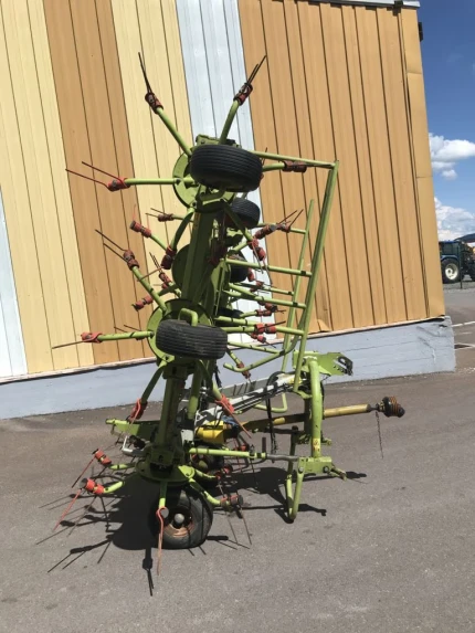 Claas VOLTO 870