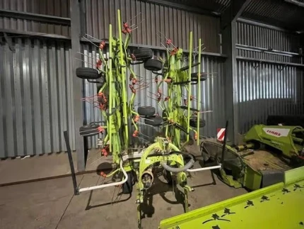Claas VOLTO 1100
