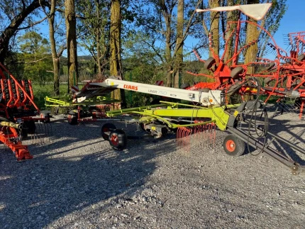 Claas LINER 750