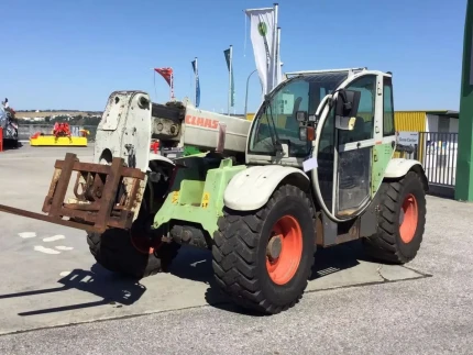 Claas TARGO K70