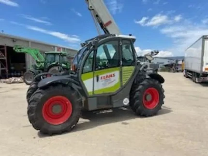 Claas SCORPION 6030